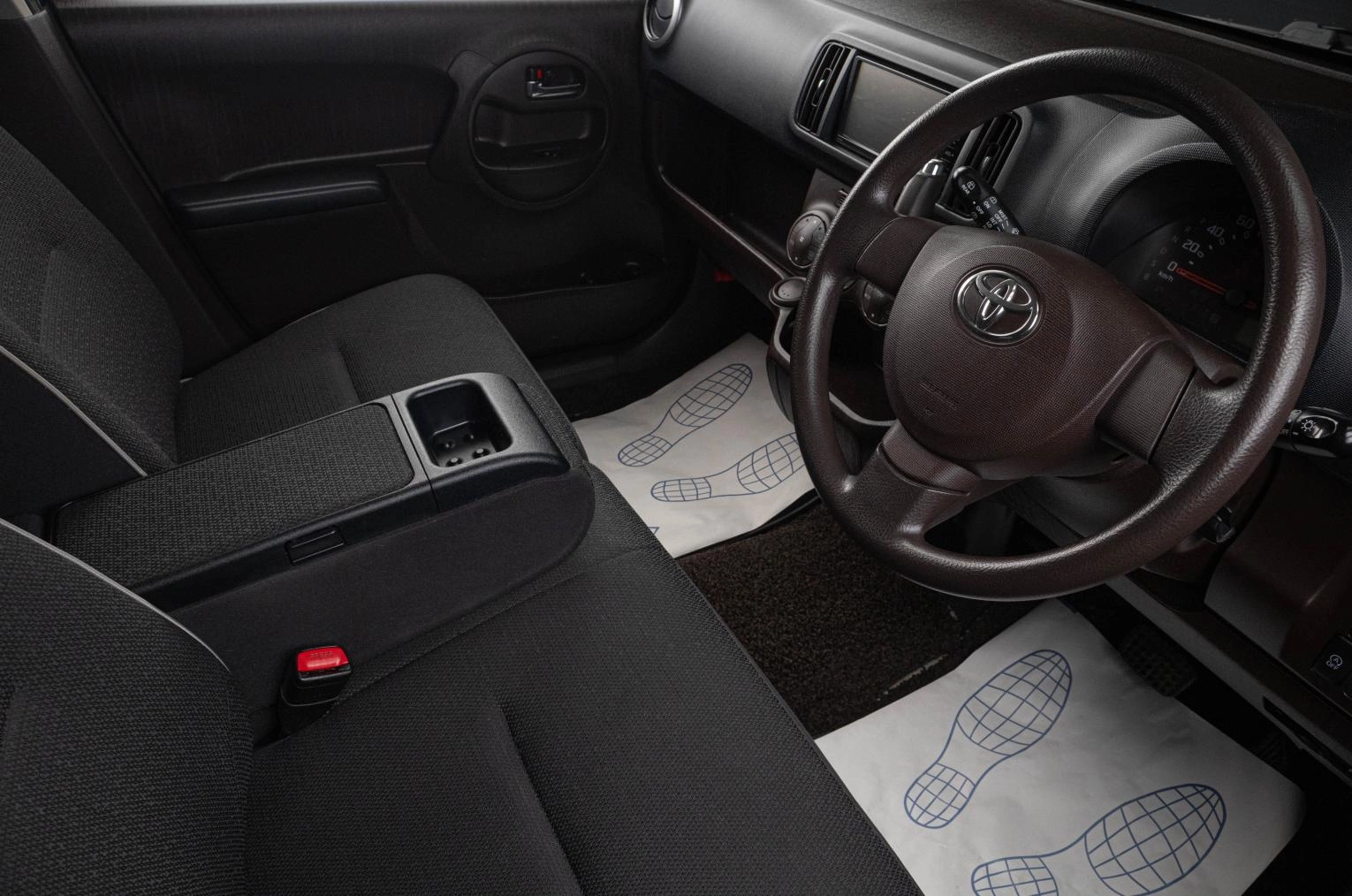 Toyota Passo 8 из 17