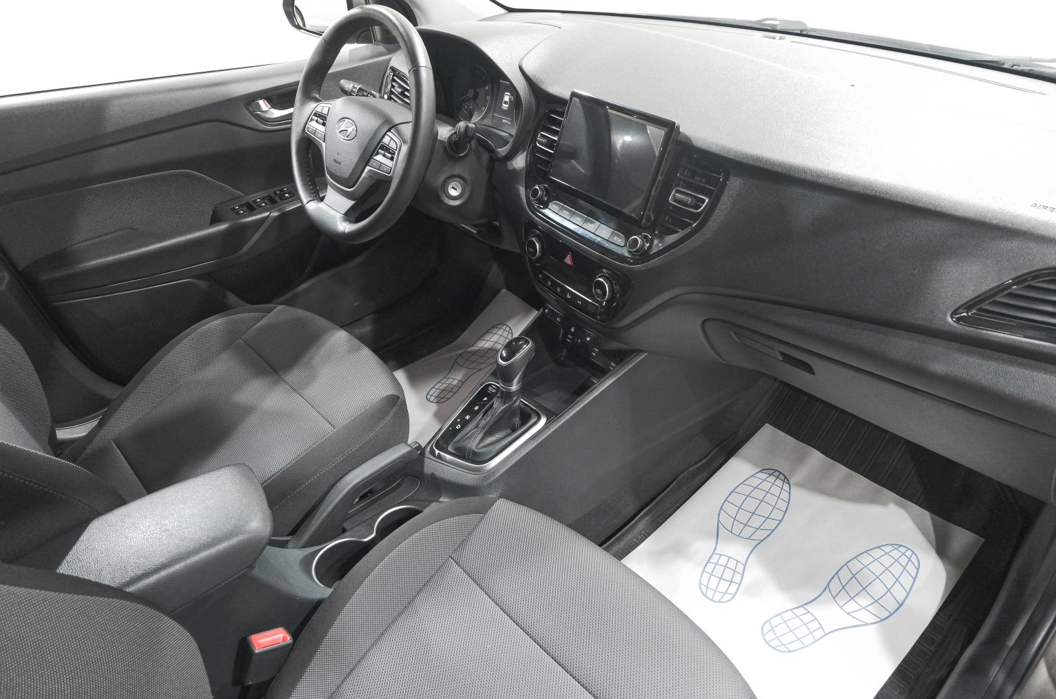 Hyundai Solaris 8 из 22