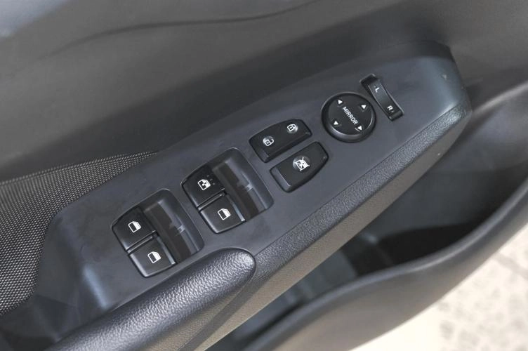 Hyundai Solaris 18 из 22