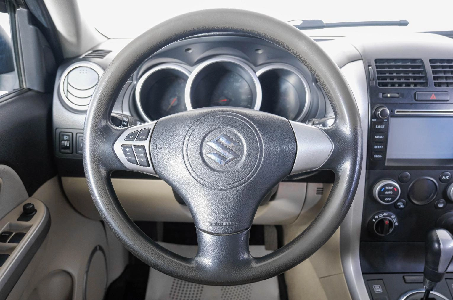 Suzuki Grand Vitara 15 из 21