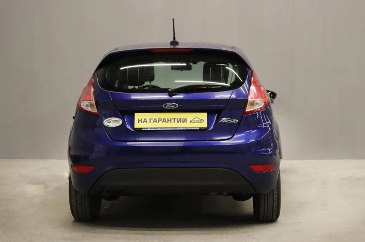 Ford Fiesta 4 из 5
