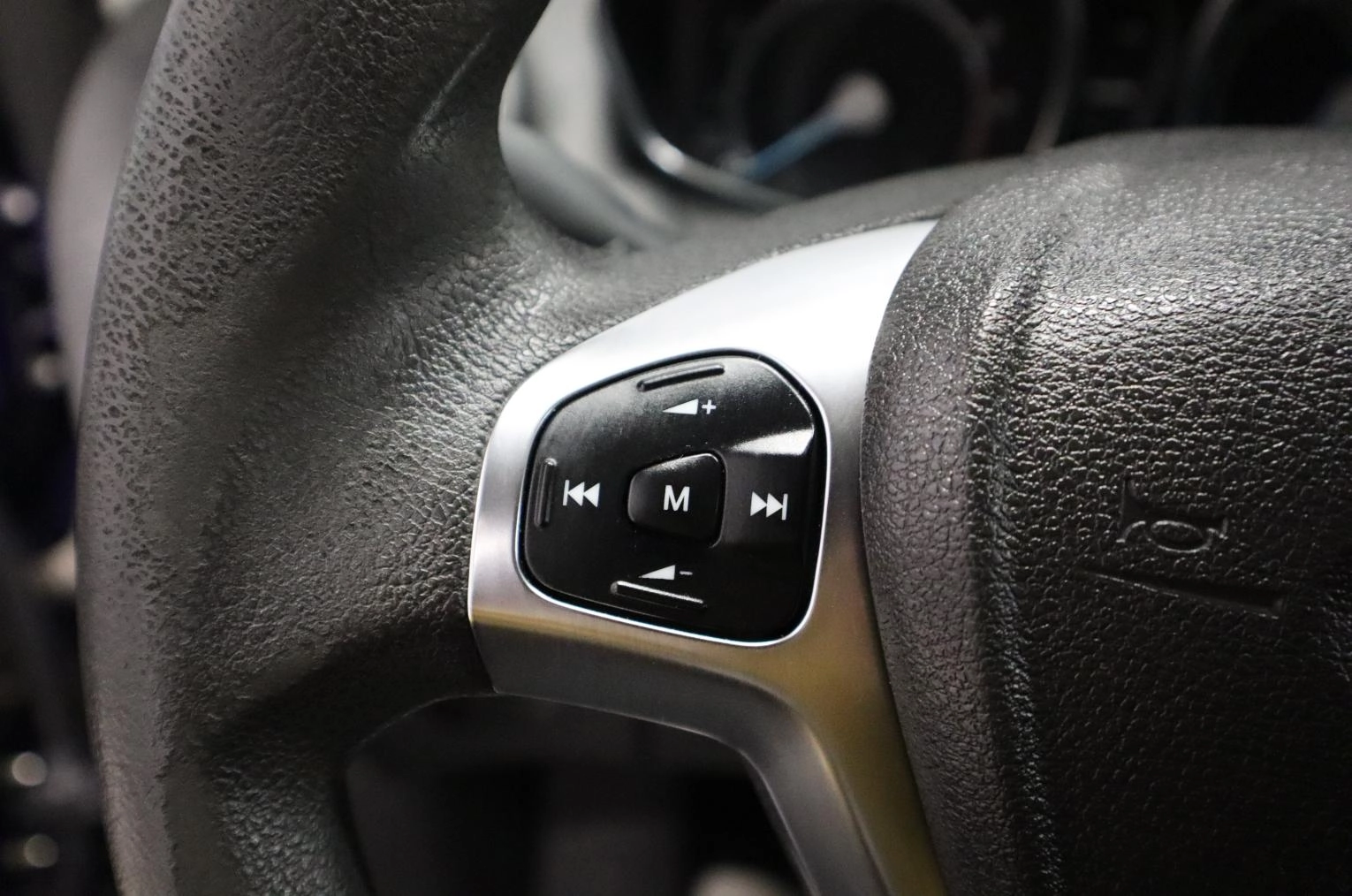 Ford Fiesta 9 из 16