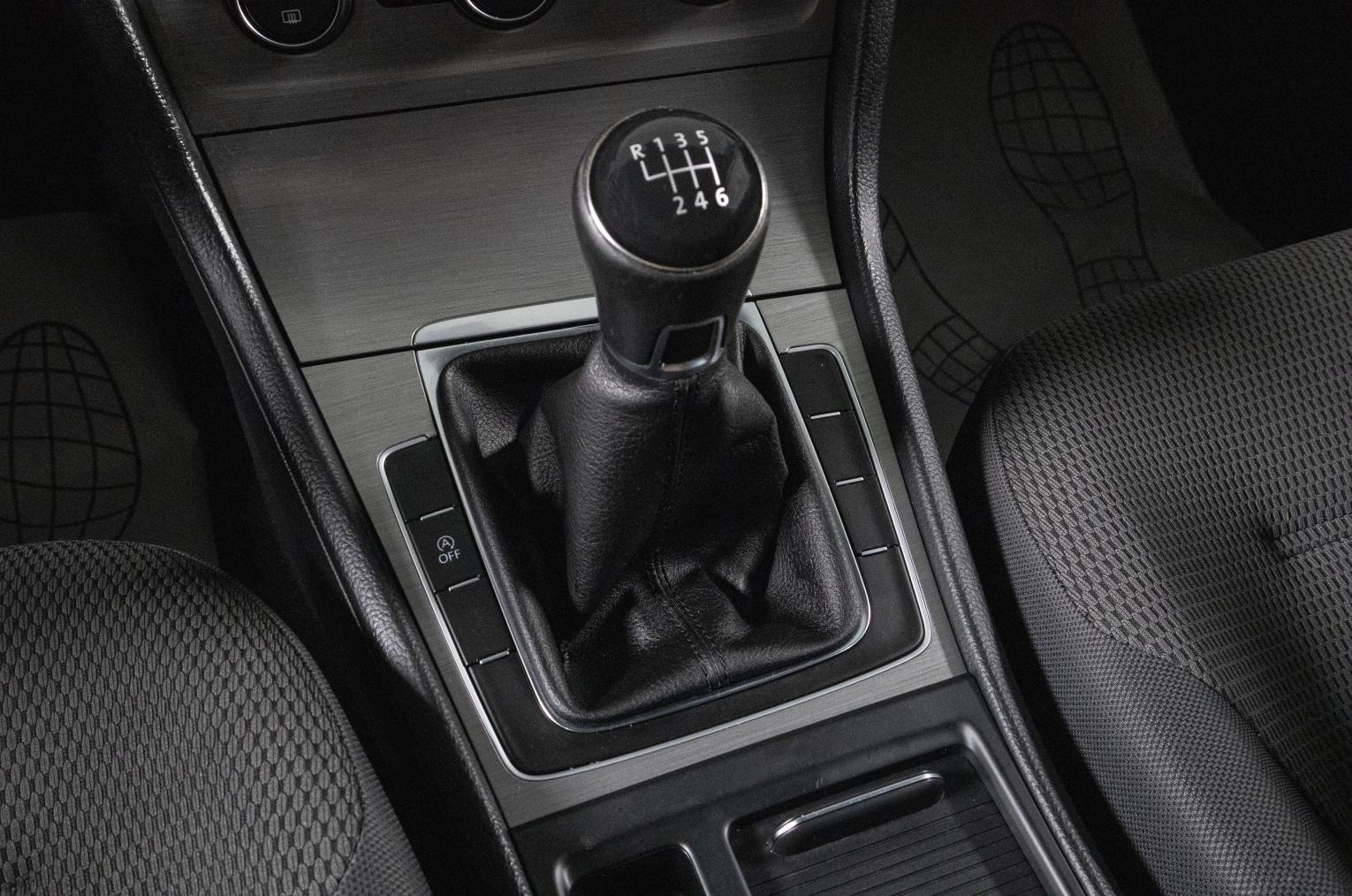 Volkswagen Golf 17 из 21