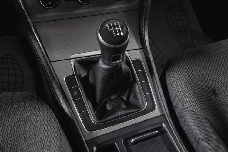 Volkswagen Golf 17 из 21