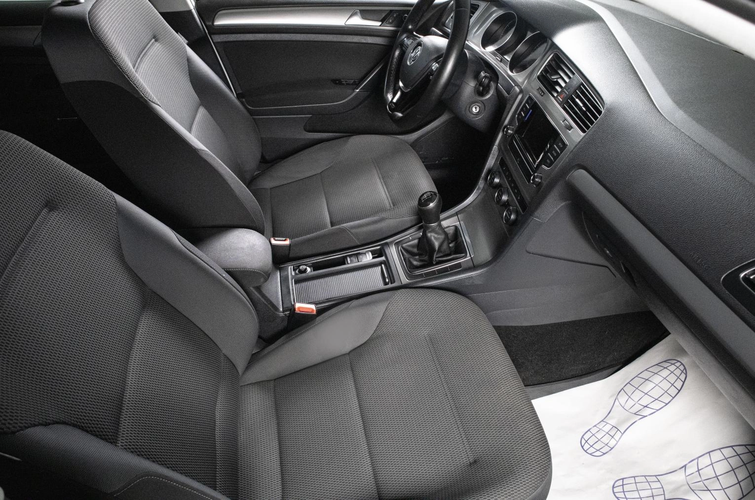 Volkswagen Golf 10 из 21