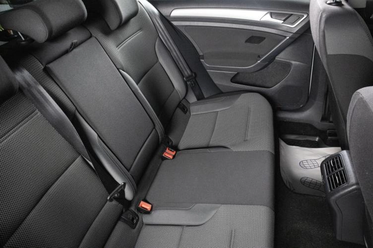 Volkswagen Golf 19 из 21