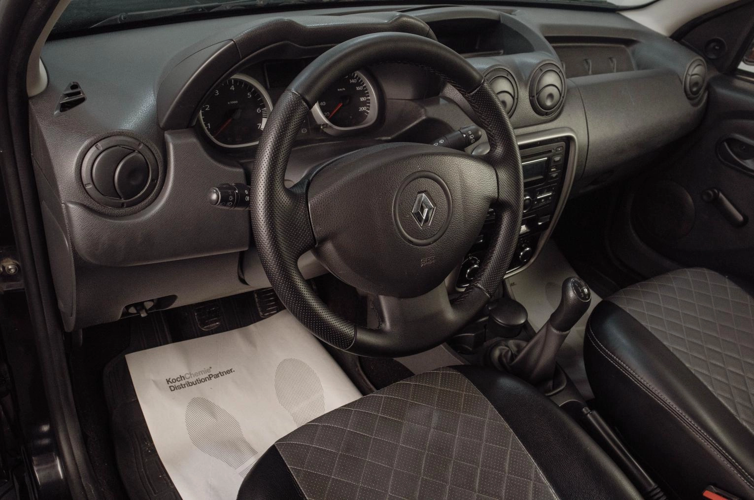 Renault Duster 7 из 17