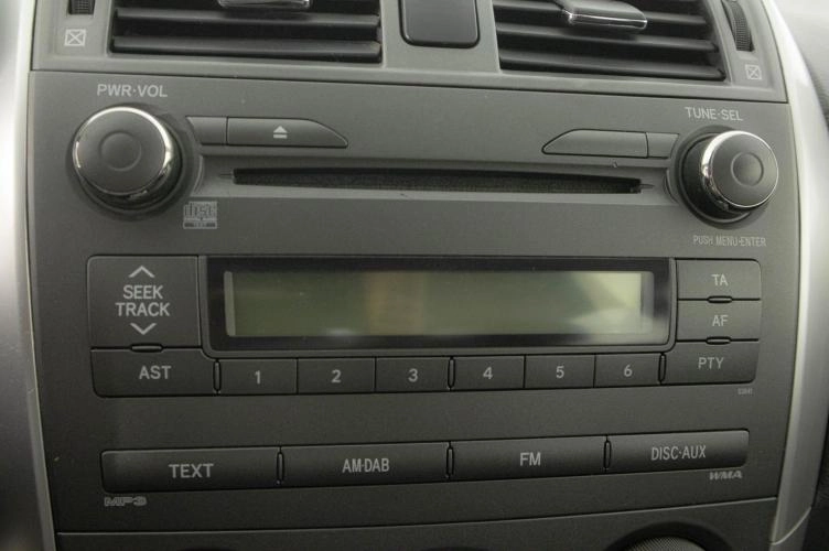 Toyota Corolla 17 из 22