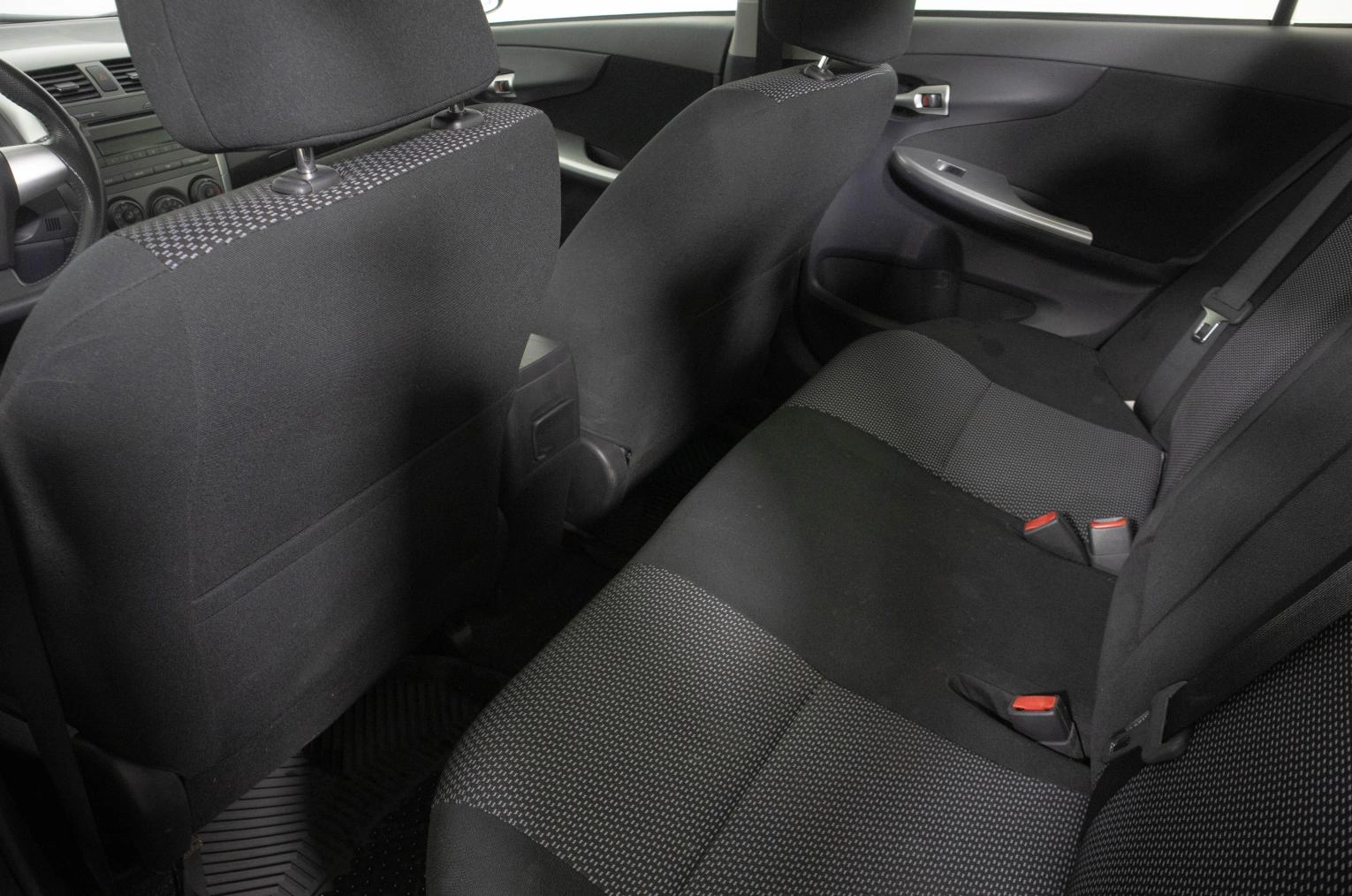 Toyota Corolla 8 из 22