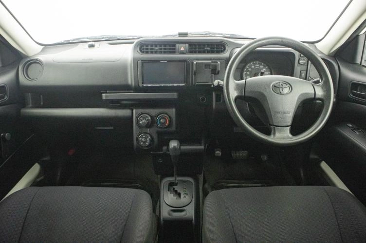 Toyota Probox 13 из 21