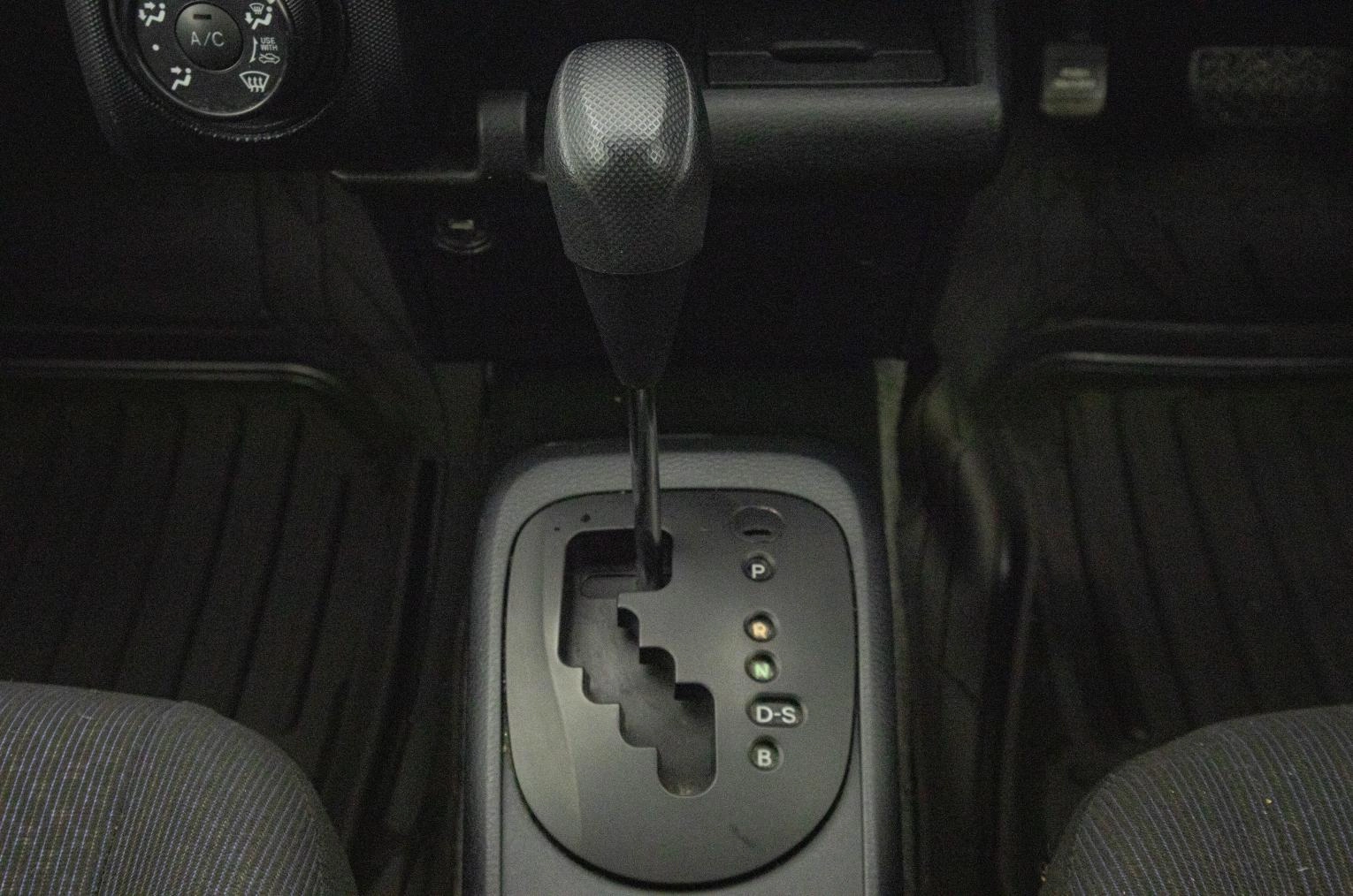 Toyota Probox 18 из 21