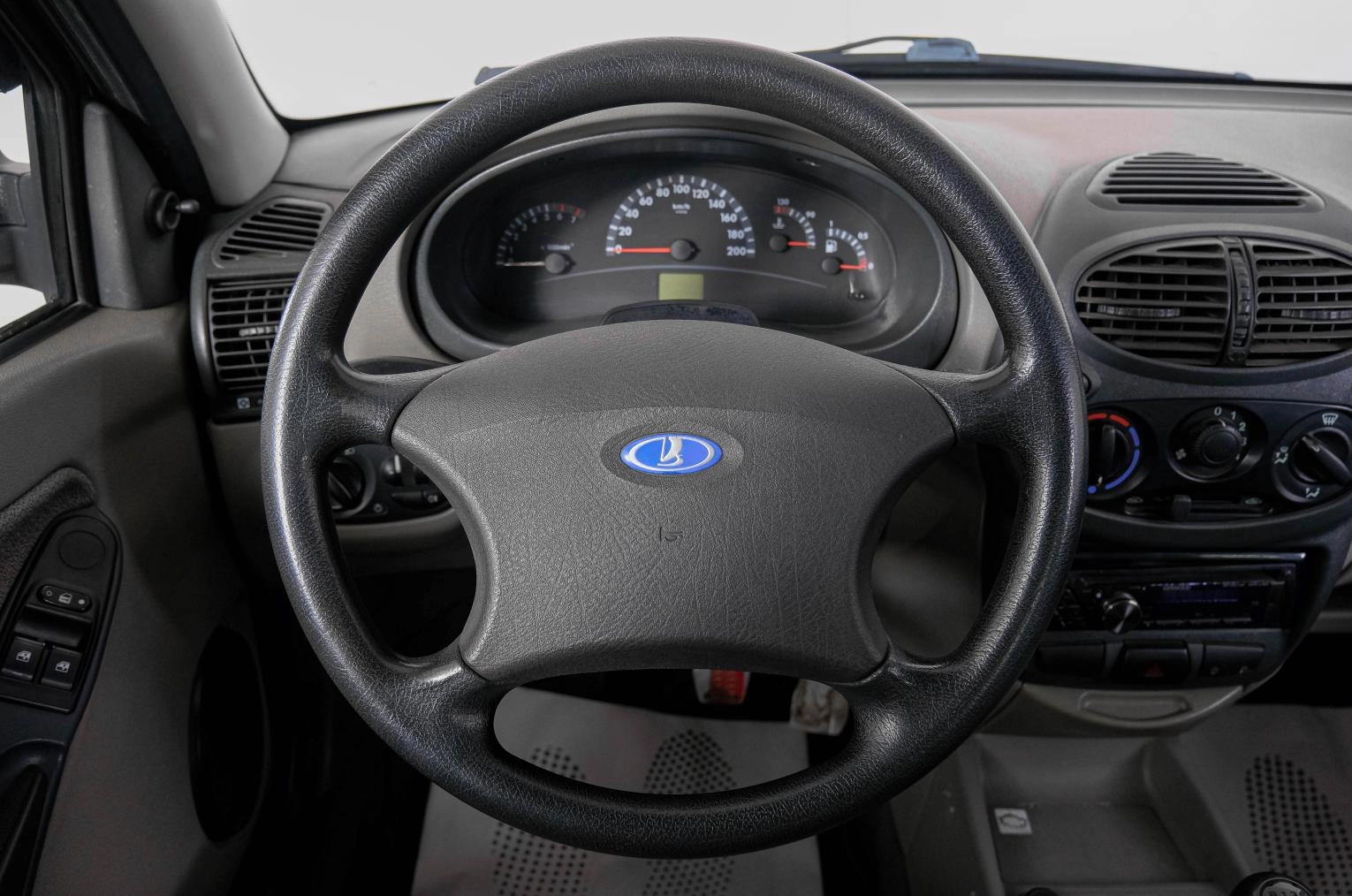 ВАЗ (LADA) Kalina 15 из 20