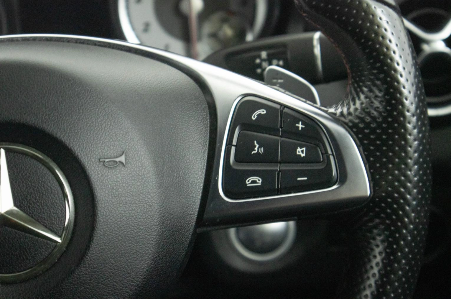 Mercedes-Benz CLA-класс 23 из 27