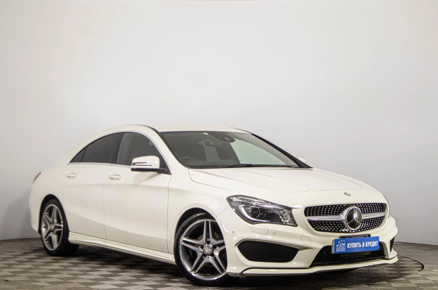 Mercedes-Benz CLA-класс 1 из 27