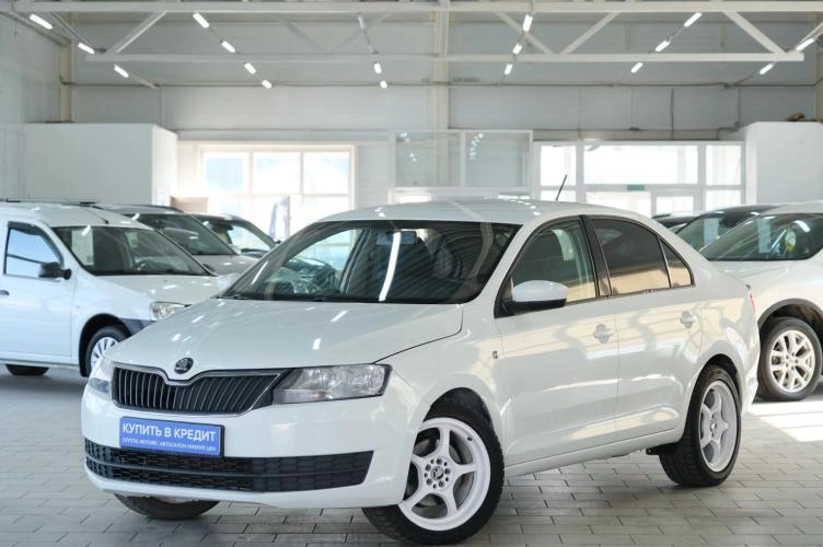 Skoda Rapid 3 из 5