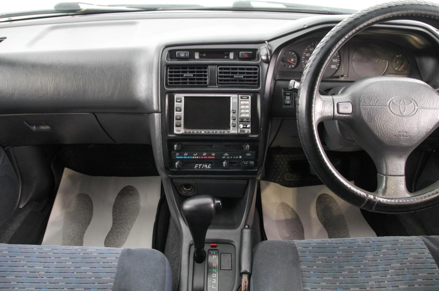 Toyota Caldina 13 из 21