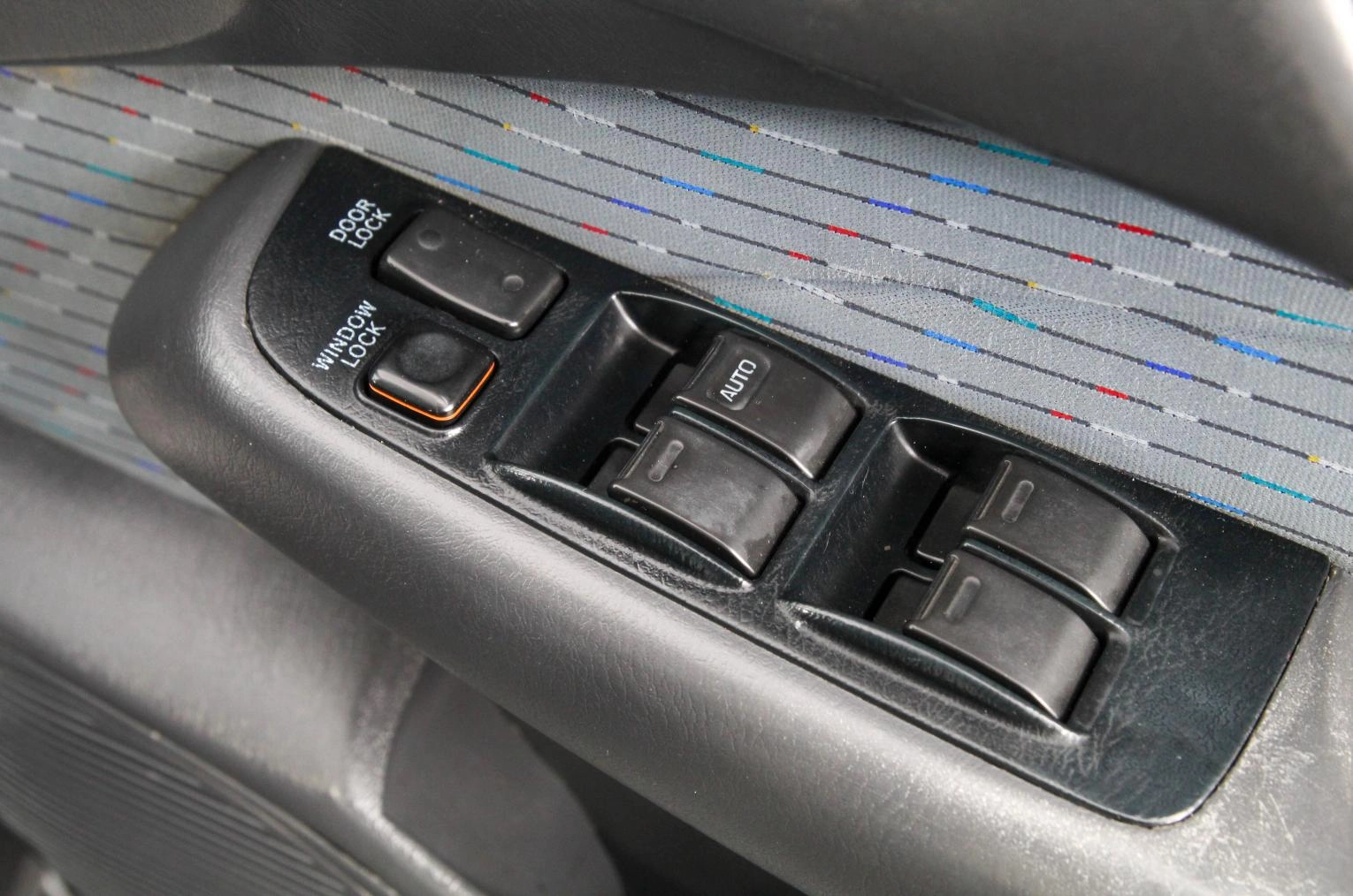 Toyota Caldina 9 из 21