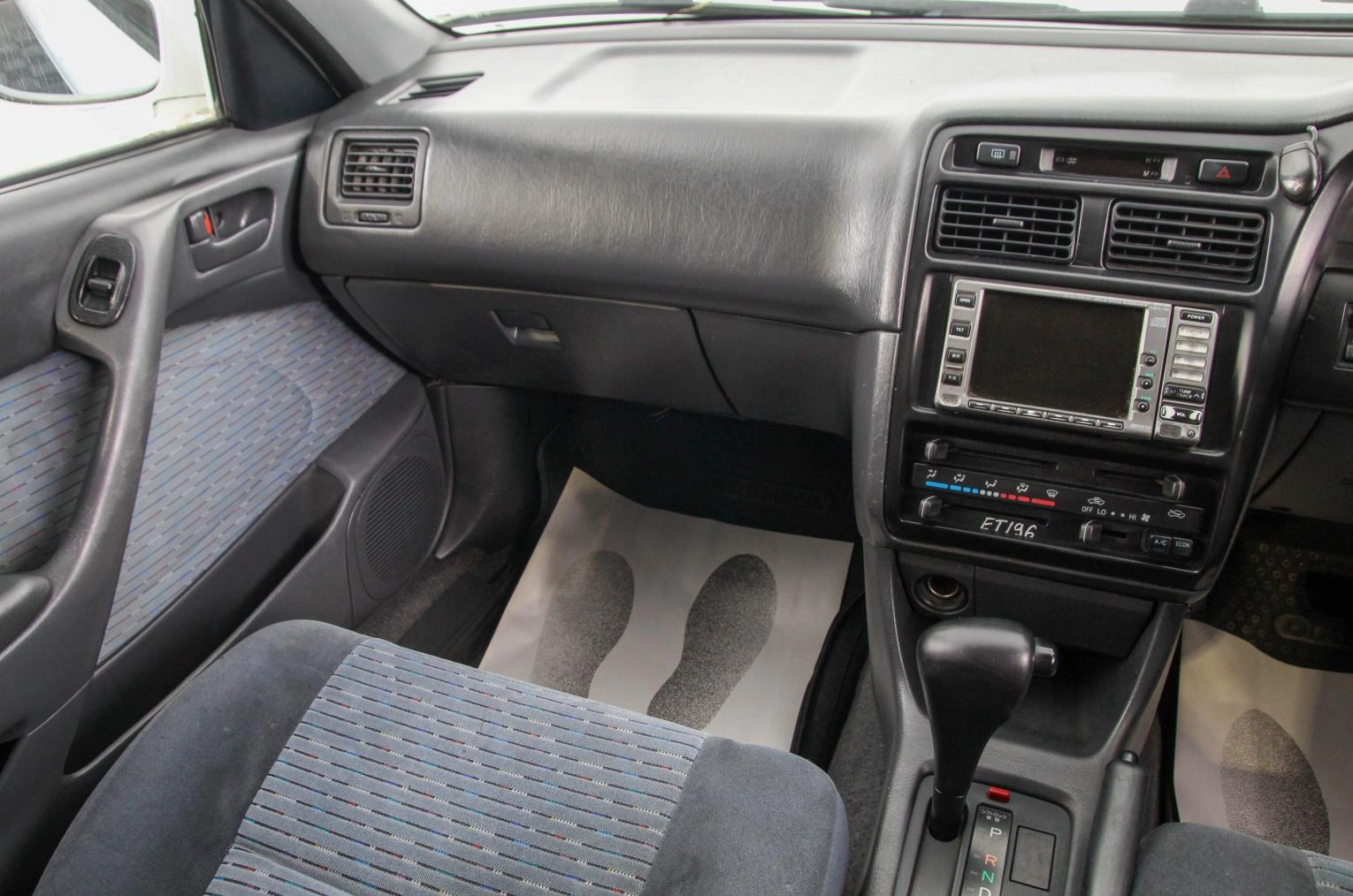 Toyota Caldina 17 из 21