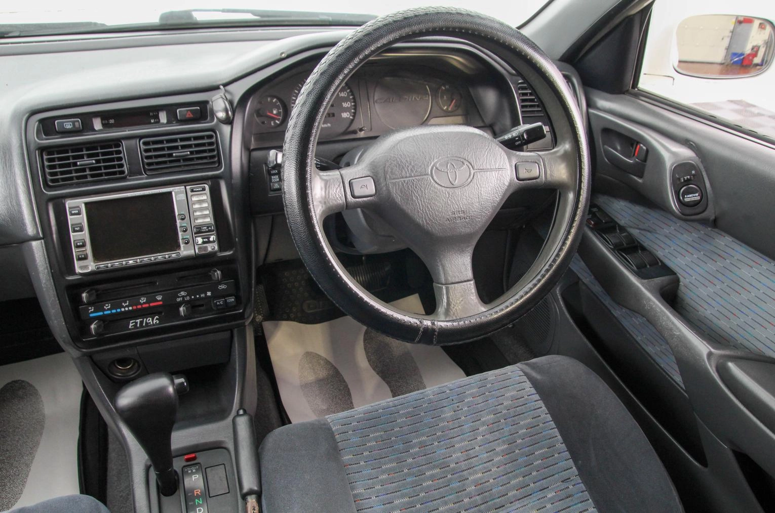 Toyota Caldina 12 из 21