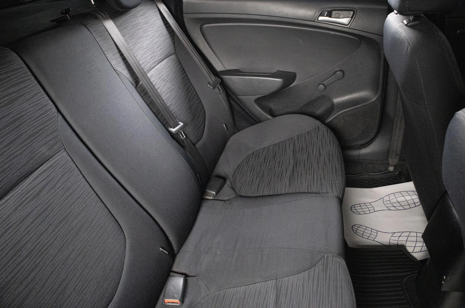 Hyundai Solaris 15 из 17