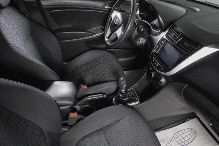 Hyundai Solaris 9 из 17