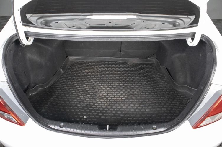 Hyundai Solaris 17 из 17