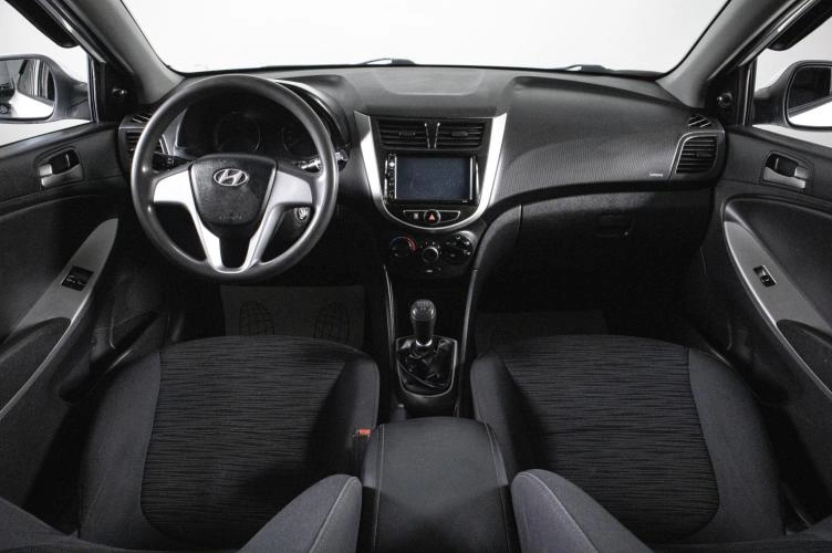 Hyundai Solaris 12 из 17