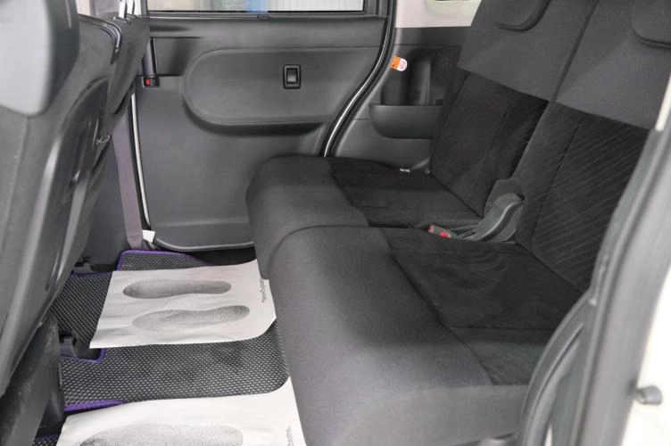 Daihatsu Tanto 22 из 23