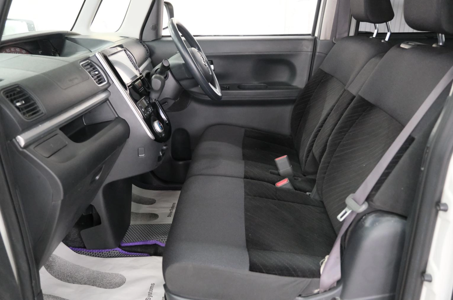 Daihatsu Tanto 20 из 23