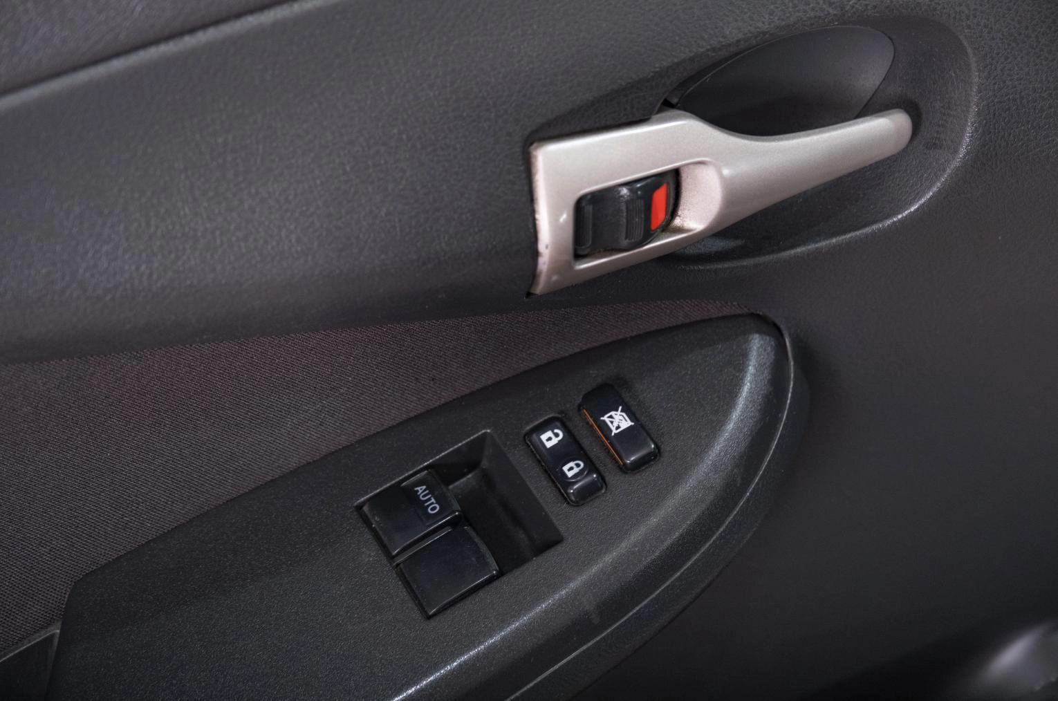 Toyota Corolla 12 из 20