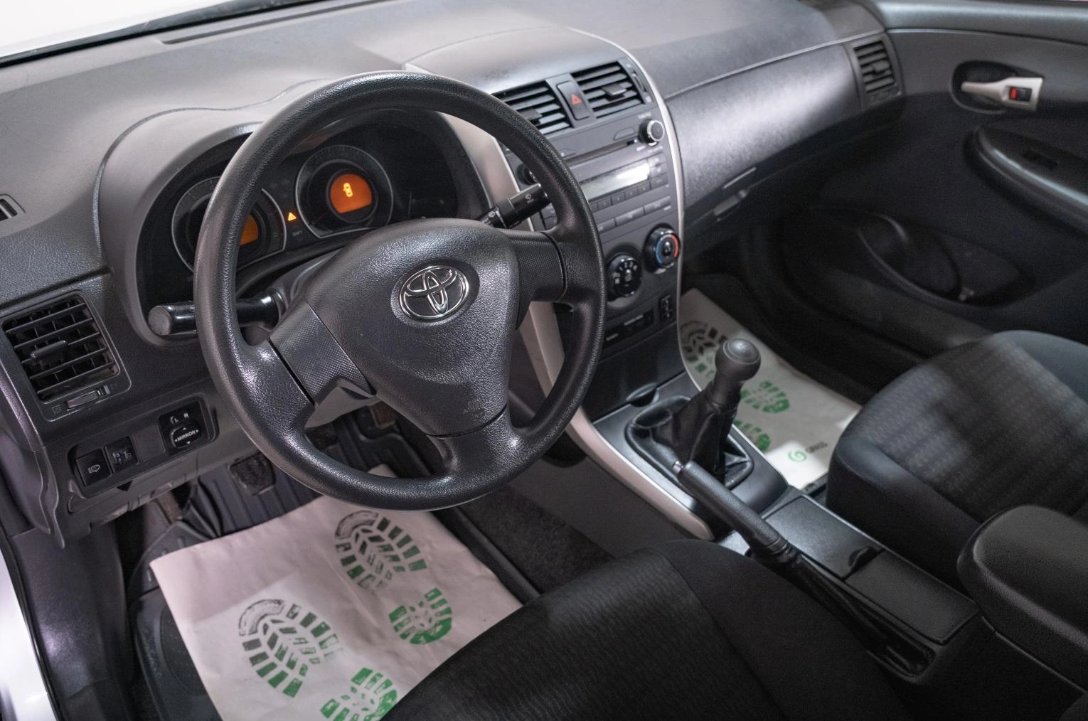 Toyota Corolla 7 из 20