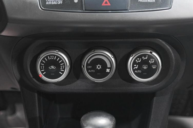 Mitsubishi Lancer 15 из 22