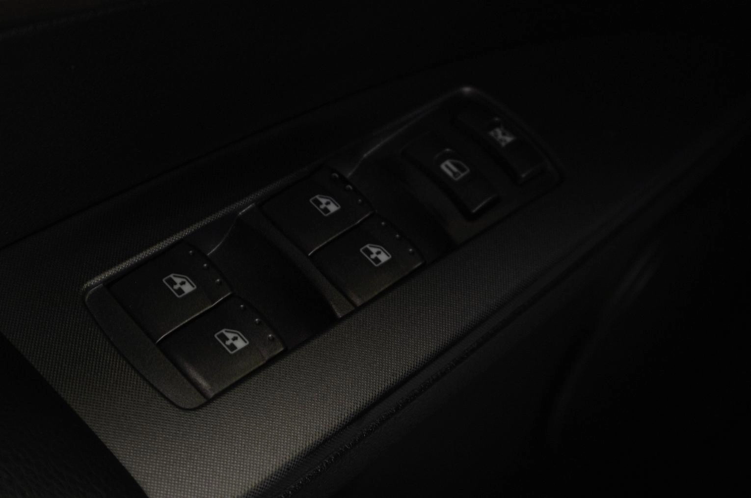 SsangYong Kyron 9 из 17