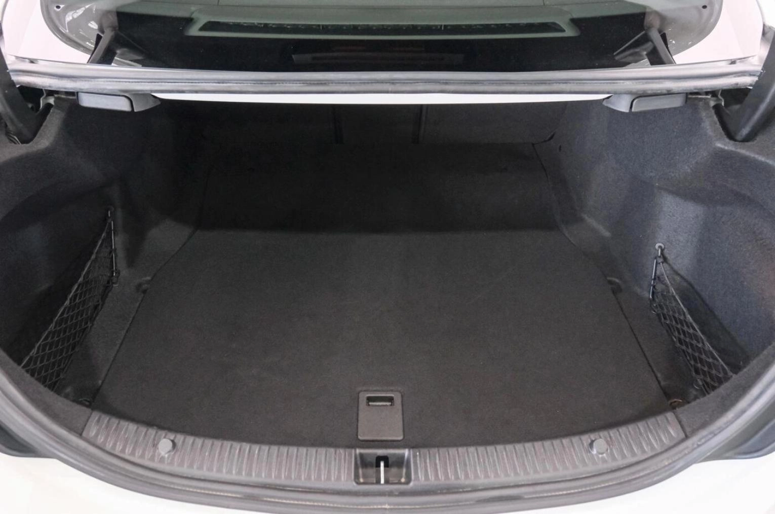 Mercedes-Benz C-класс 22 из 22