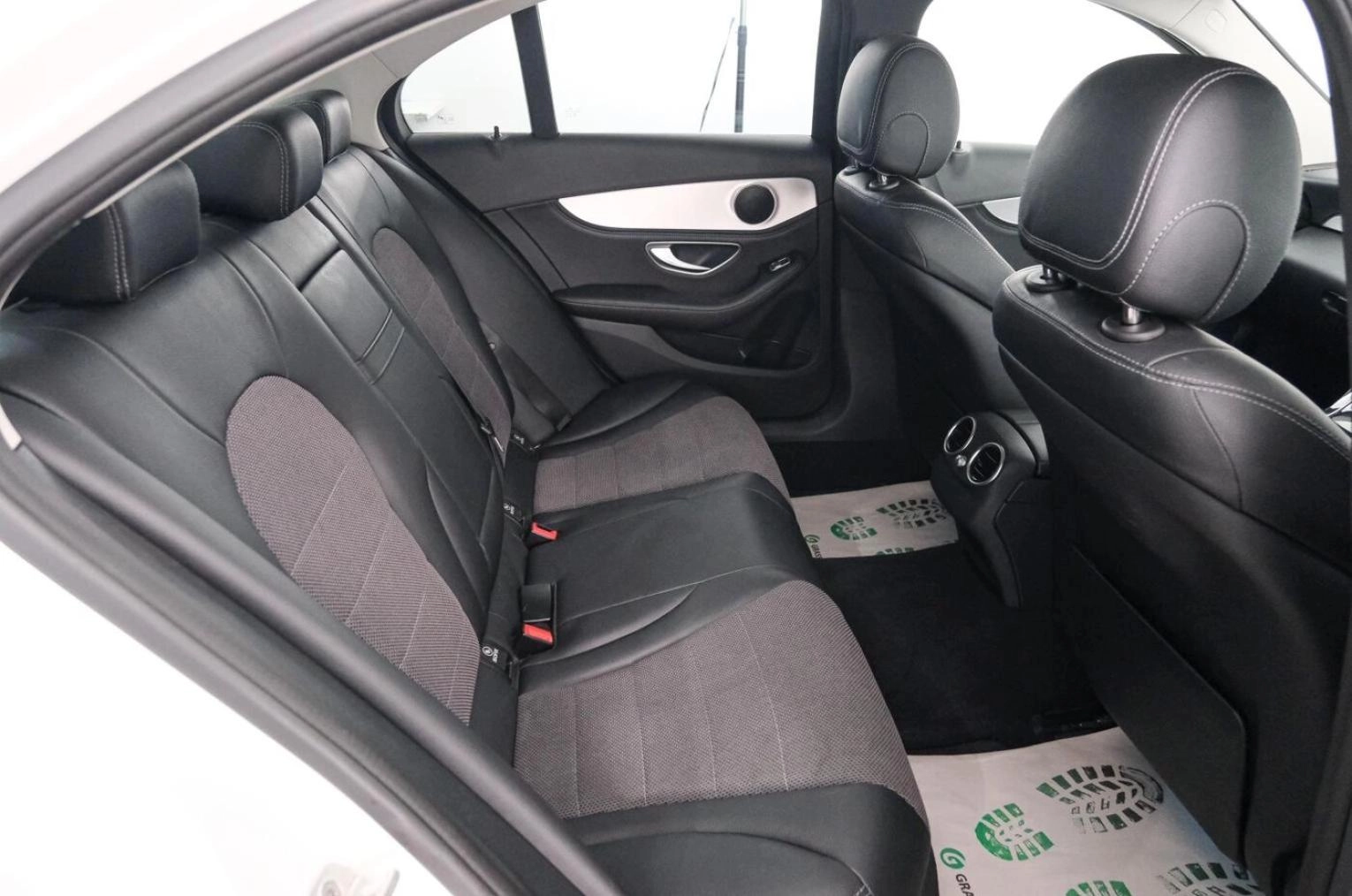 Mercedes-Benz C-класс 21 из 22