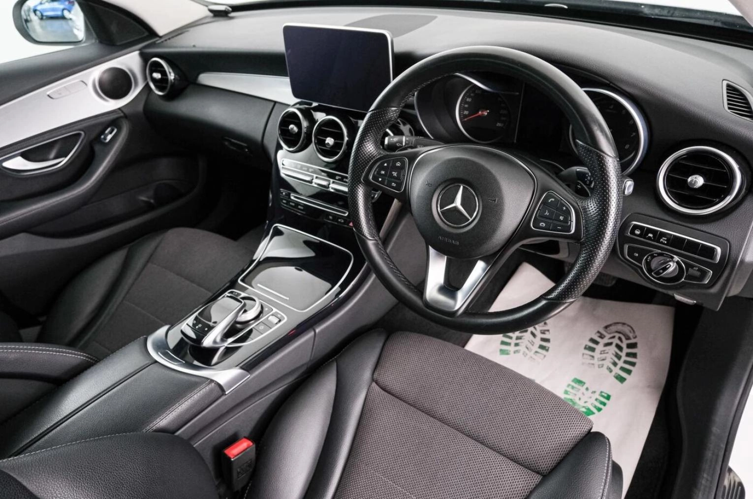 Mercedes-Benz C-класс 8 из 22