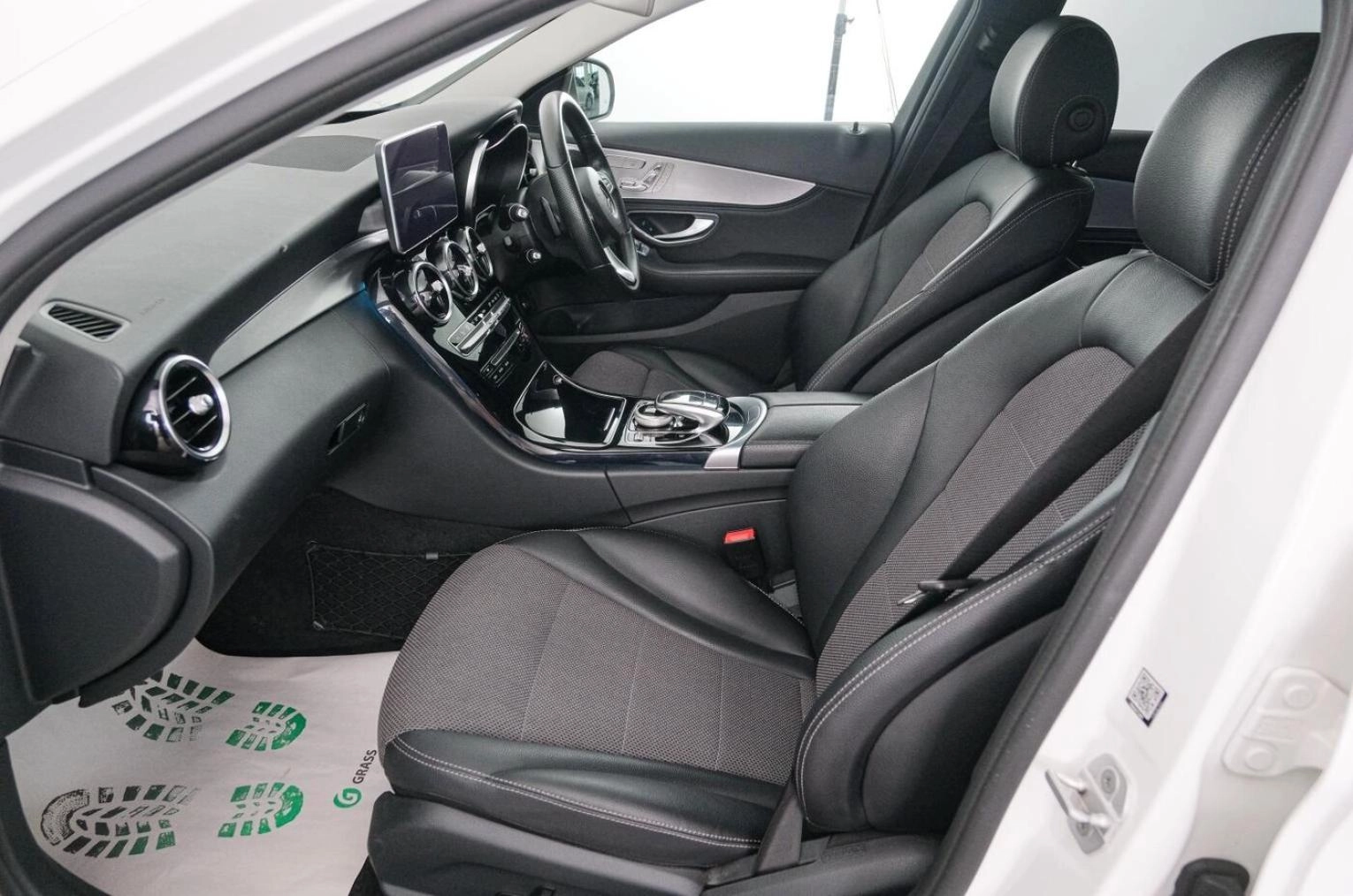 Mercedes-Benz C-класс 13 из 22