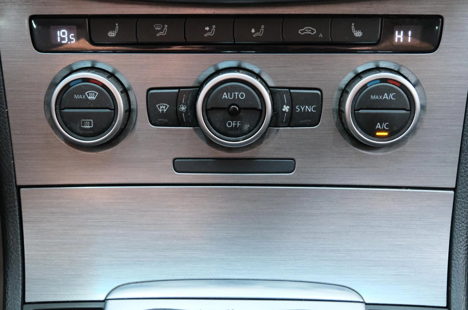 Volkswagen Passat 12 из 29