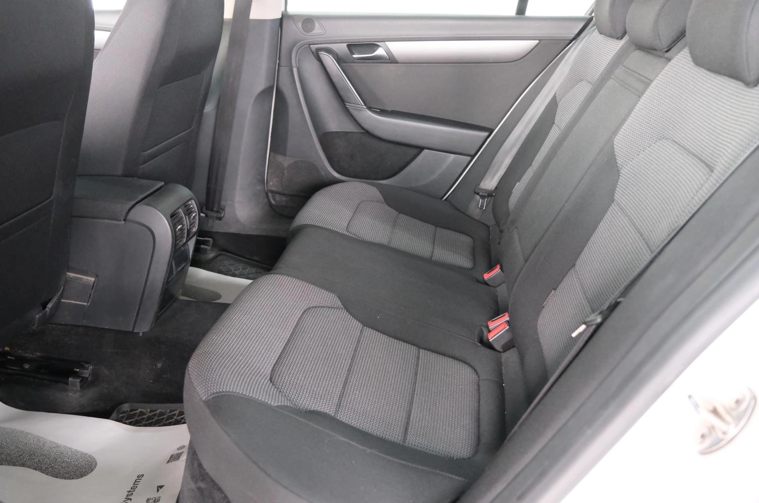 Volkswagen Passat 27 из 29