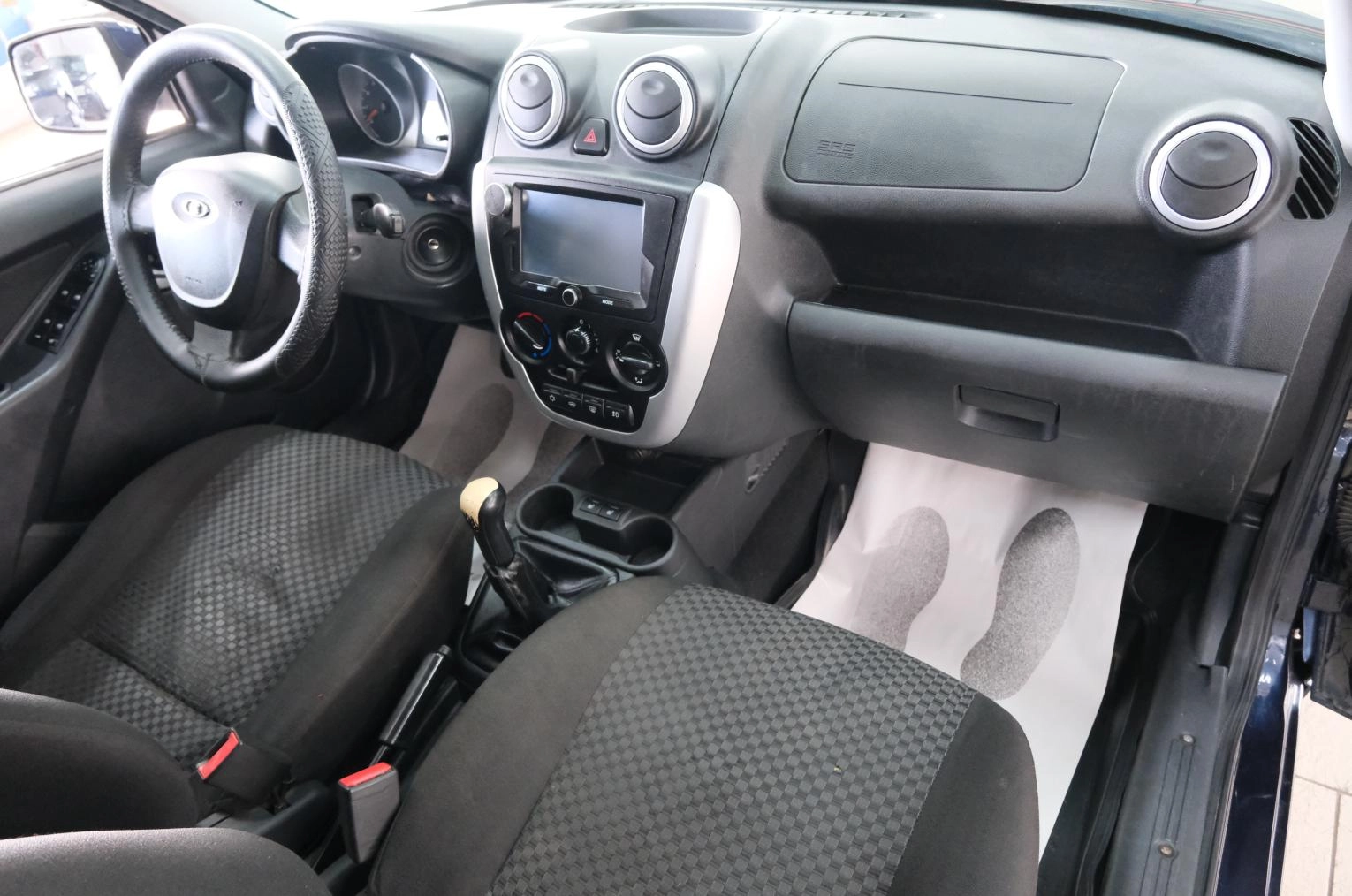 ВАЗ (LADA) Granta 15 из 21