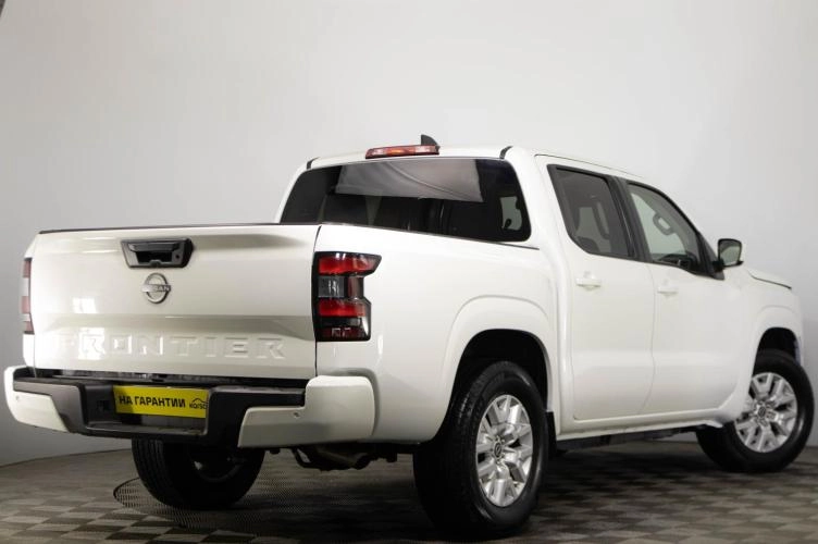 Nissan Frontier 4 из 5