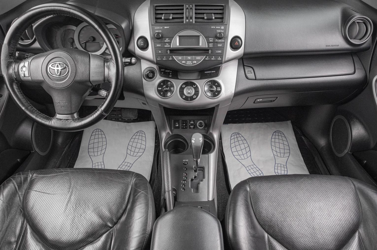 Toyota RAV4 12 из 18