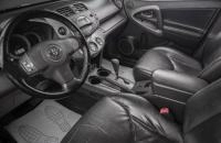 Toyota RAV4 7 из 18