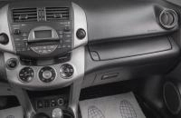 Toyota RAV4 13 из 18