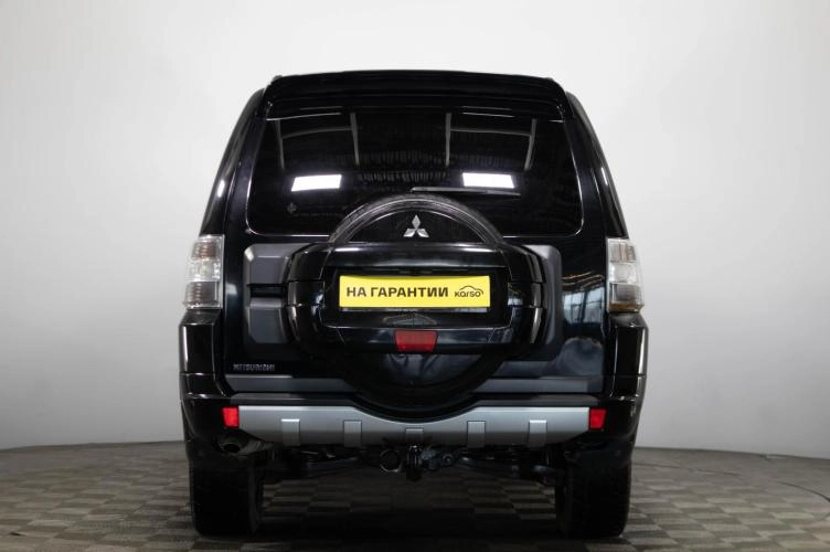 Mitsubishi Pajero 5 из 5