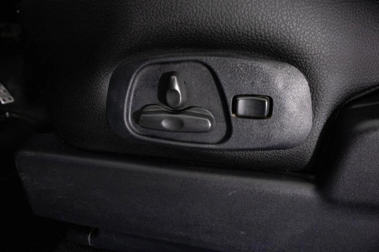 Mitsubishi Pajero 8 из 23