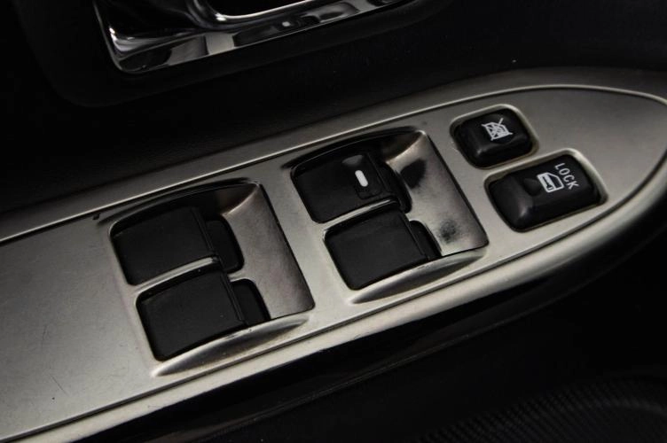 Mitsubishi Pajero 23 из 23