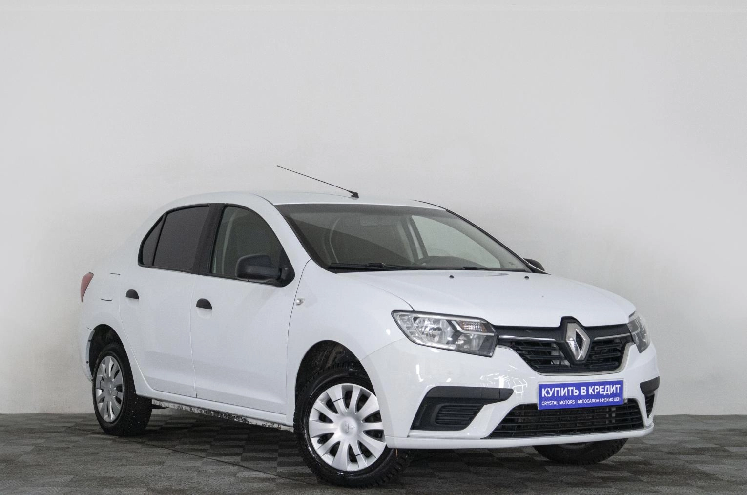 Renault Logan 1 из 17