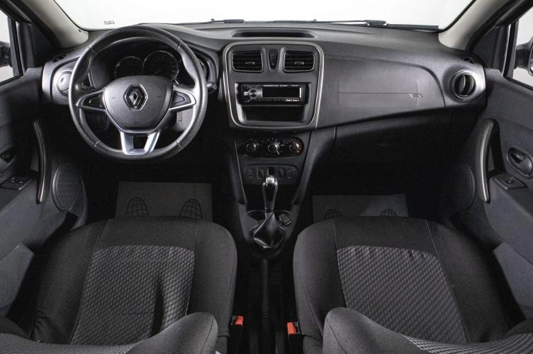 Renault Logan 12 из 17