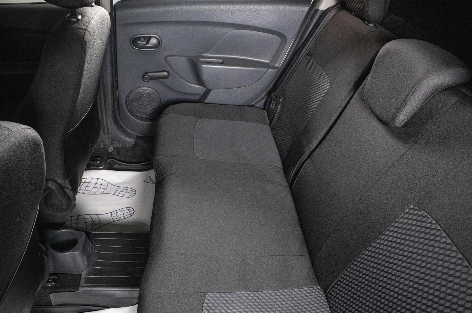 Renault Logan 15 из 17